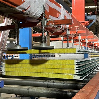 Painéal Olann Gloine